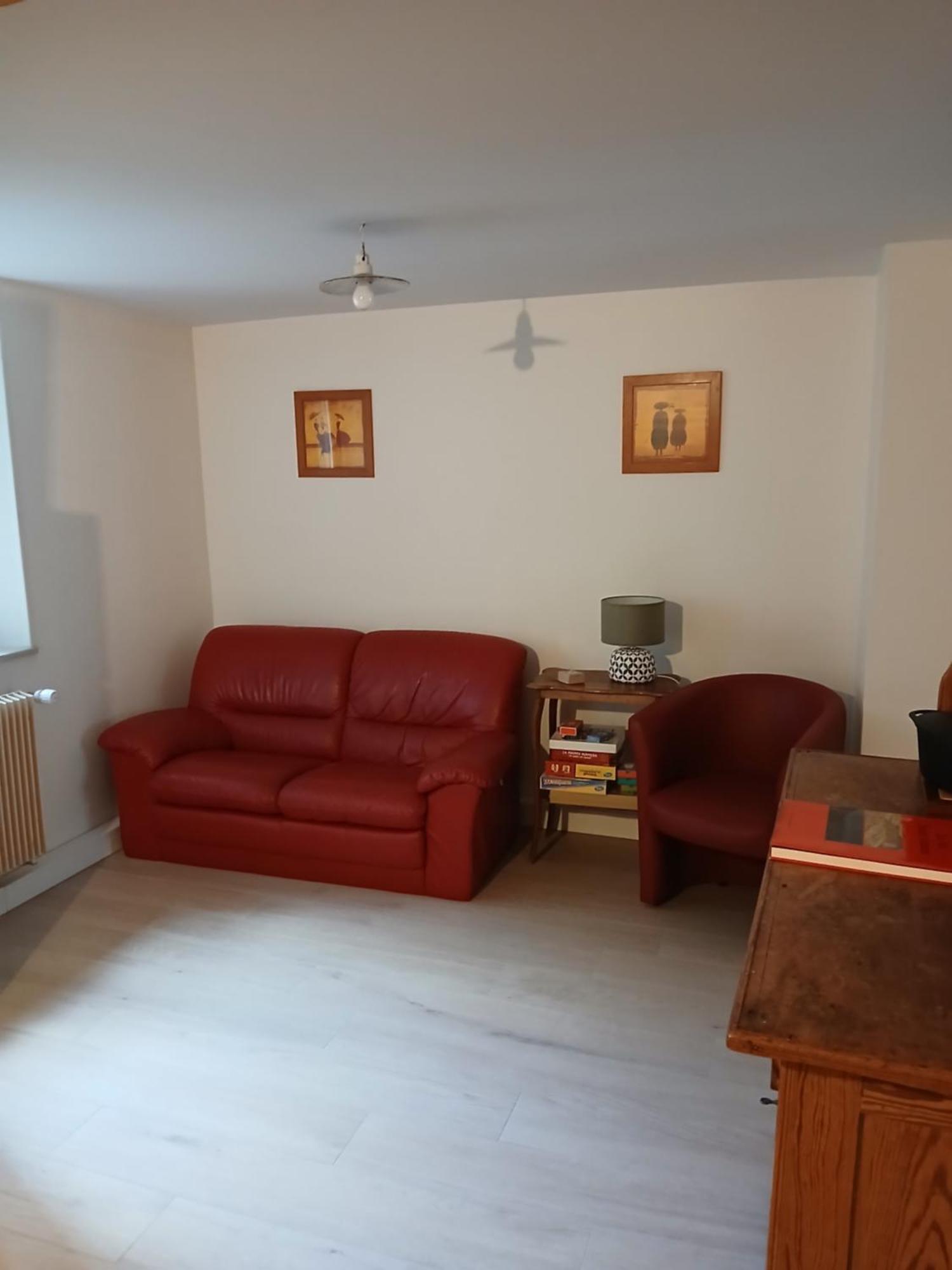 Charmant Petit Appartement Avec Bel Exterieur. Saint-Amarin Quarto foto