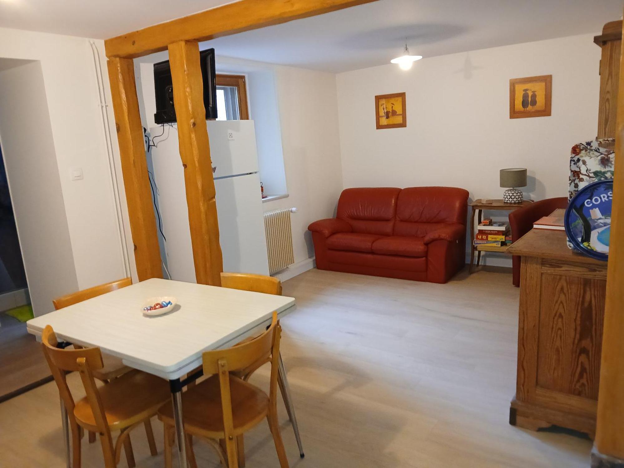 Charmant Petit Appartement Avec Bel Exterieur. Saint-Amarin Quarto foto